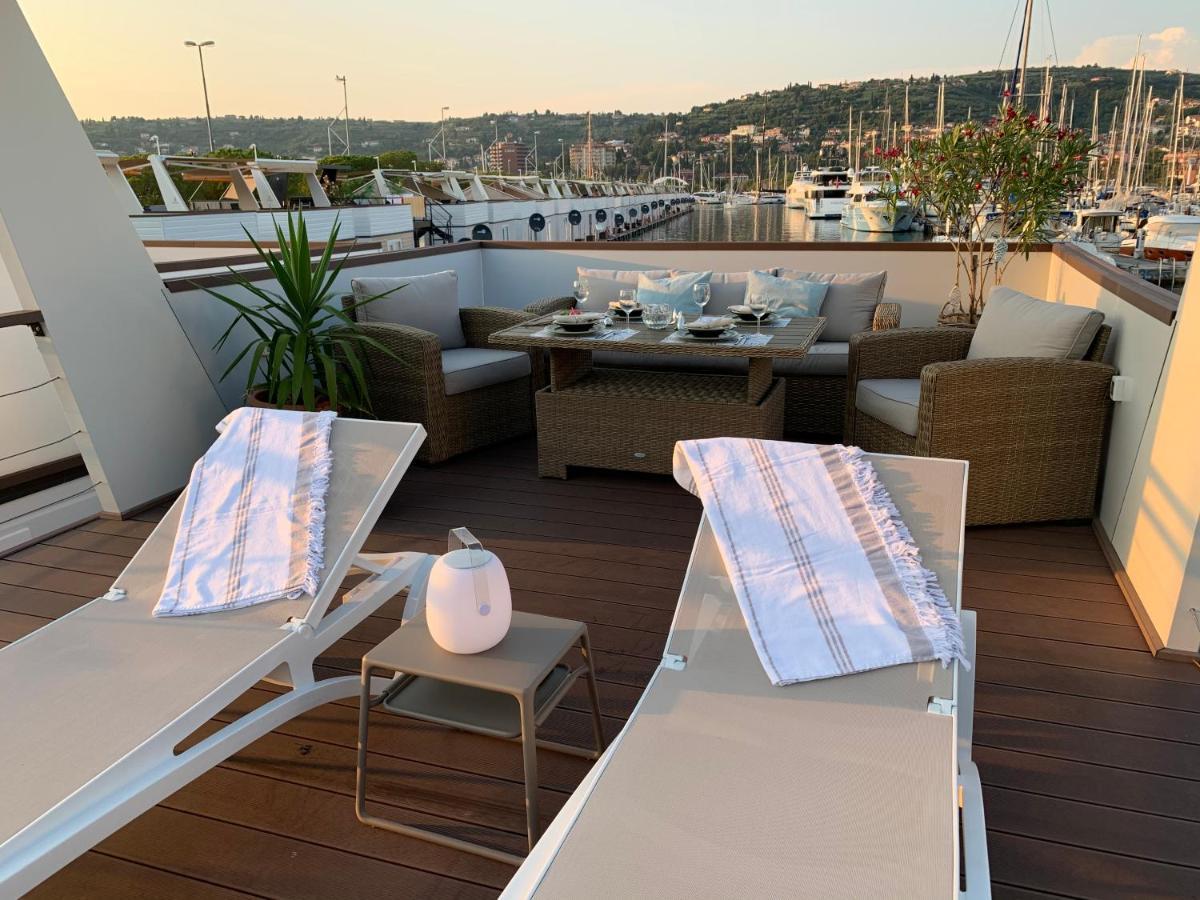Sirena Floating House Portoroz Villa Exteriör bild